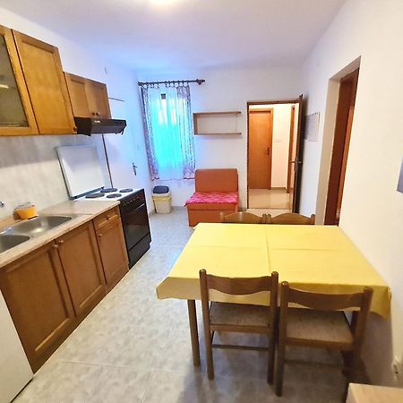Mirjana F Apartaments Baška Zewnętrze zdjęcie